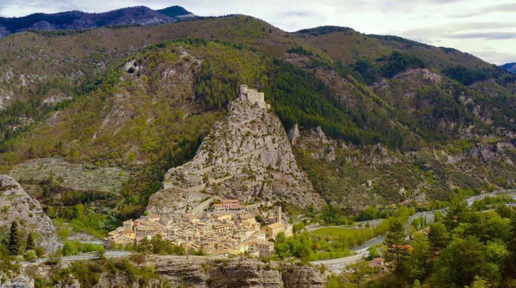 L'Orbitelle Διαμέρισμα Entrevaux Εξωτερικό φωτογραφία