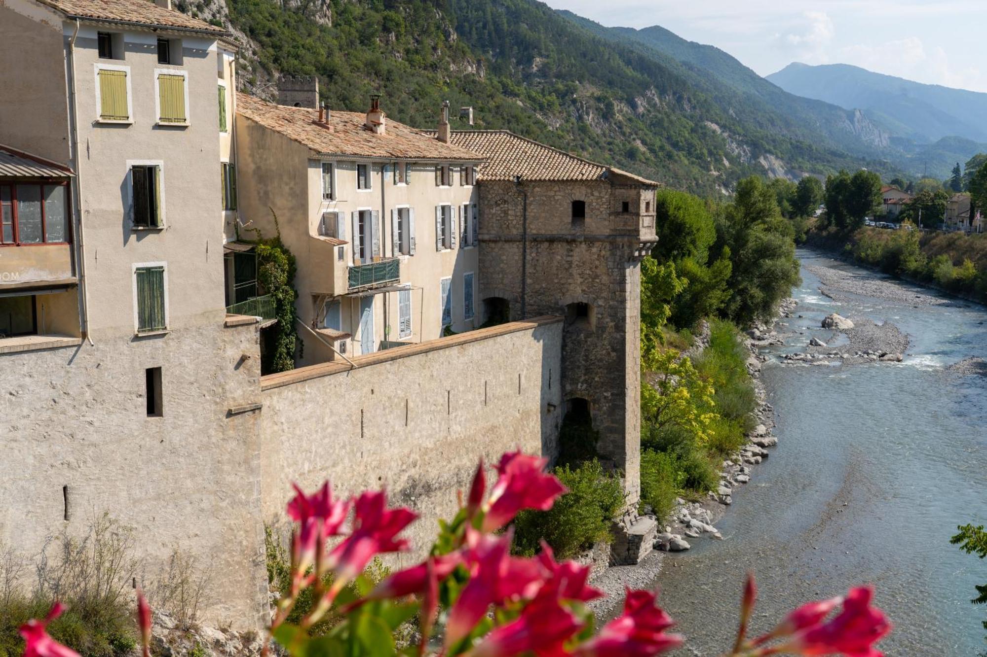 L'Orbitelle Διαμέρισμα Entrevaux Εξωτερικό φωτογραφία